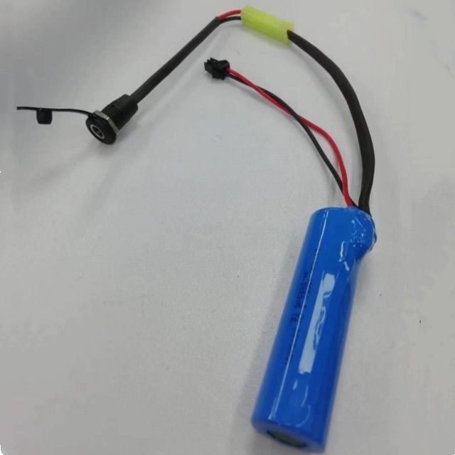 SM-2P ウォーターポンプバッテリー 18650 1s 3.7v 2000mAh DC5521 充電プラグ付き