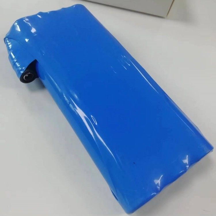 3S2P 21700 バッテリーパック 11.1V 10000mAh 2層サイズ バレルのコネクタ