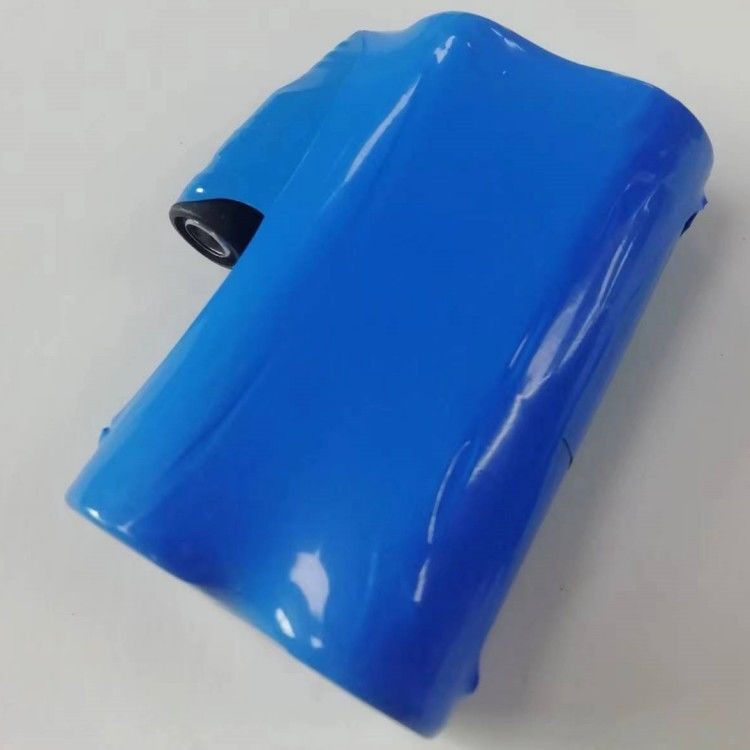 カスタマイズされたリオン電池 7.4V 5000mah 21700 2セル Dc5521コネクタ付き