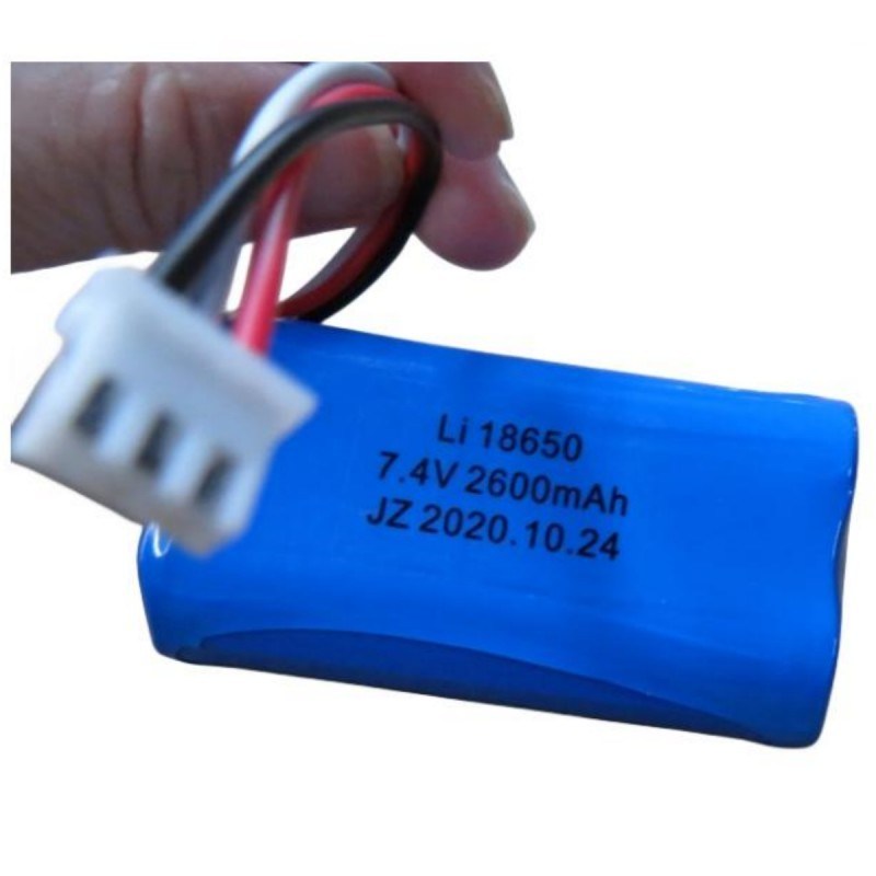 7.4V 2600mAh 18650 セル バッテリー パック 3 つのリードと 3 ピンの接触