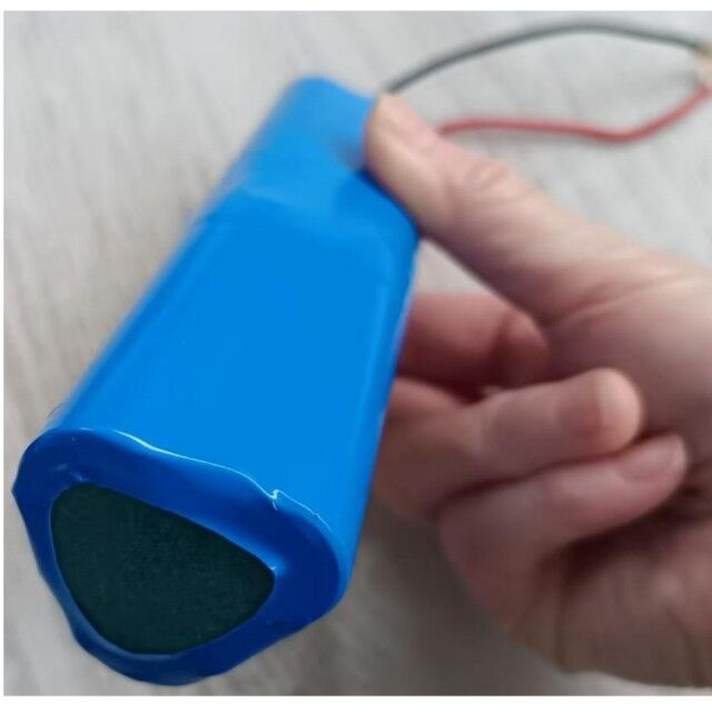 カスタム トライアングル バッテリー パック 18650 6s1p 22.2V 3500mAh バッテリー マッサージ 銃